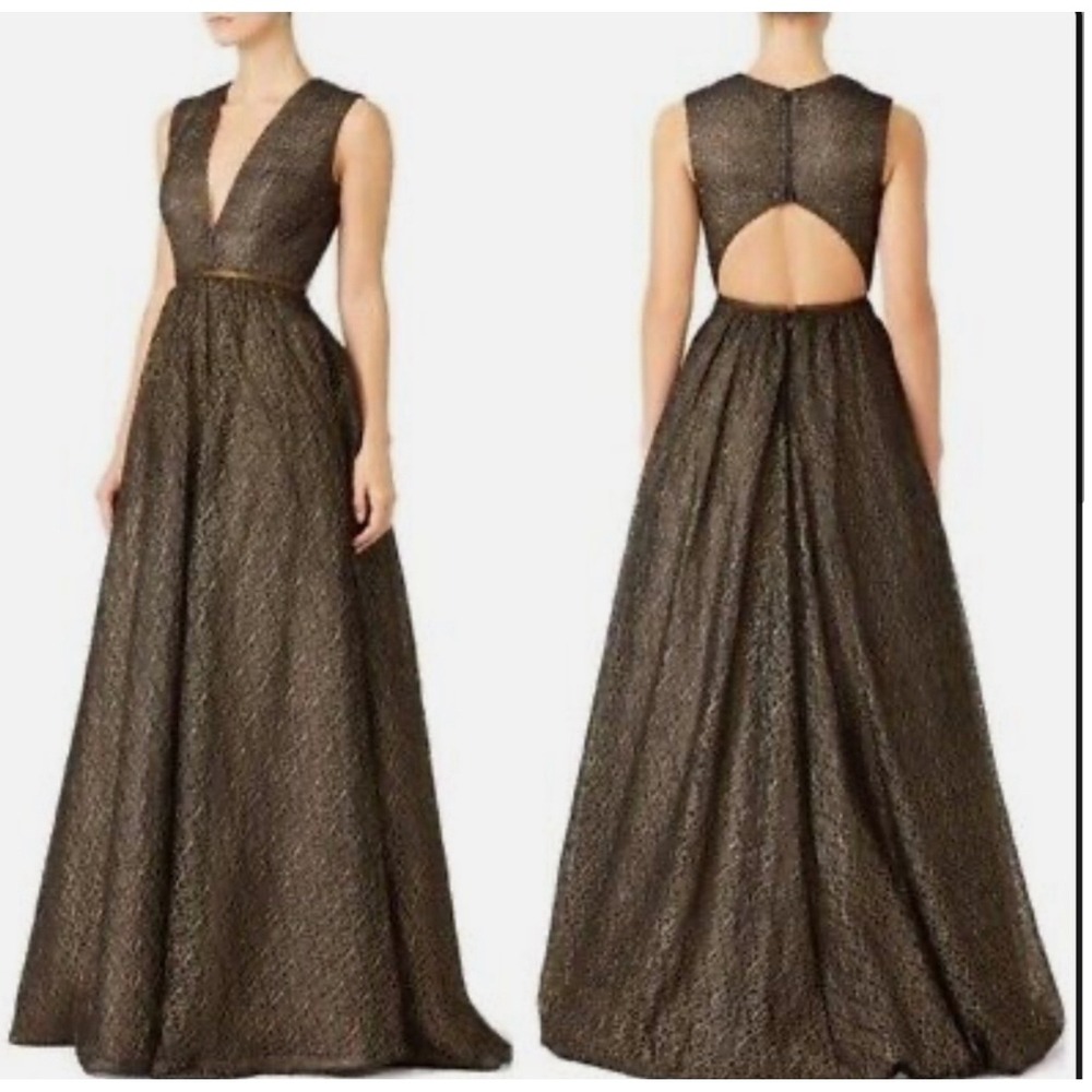 ML Monique Lhuillier Black Castle Gown Size 6